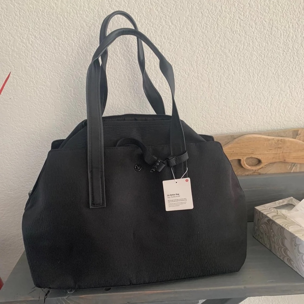 NWT lululemon go getter bag